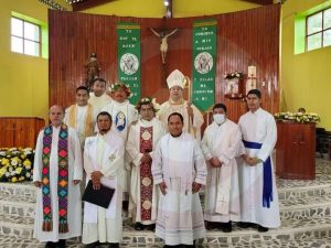 Presentan al Padre Facundo Hipólito como nuevo Párroco en Nexpa