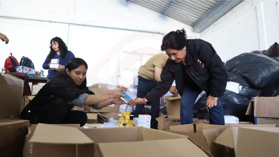 DIF entrega víveres y artículos de primera necesidad a comunidades incomunicadas