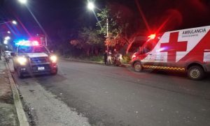 Accidente de motocicleta dejó daños materiales