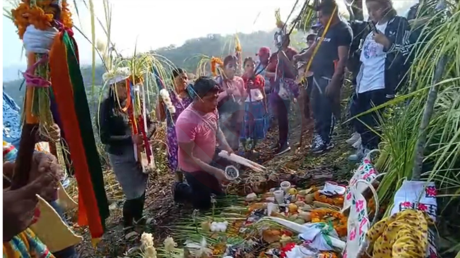 Realizan ritual ancestral para recibir el equinoccio de primavera en Chiatitla