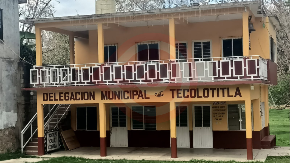 Sanear el drenaje es lo primordial en Tecolotitla