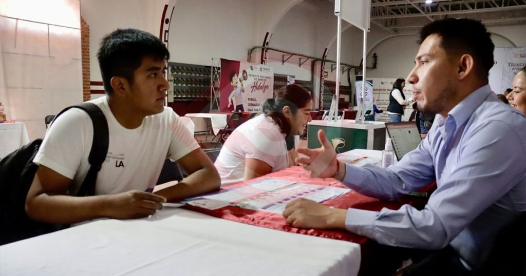 Ofertan 200 plazas de trabajo en Tlaxcoapan