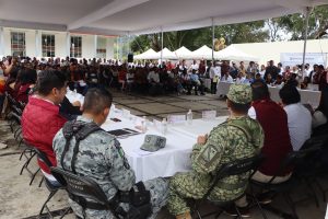 Con trabajo en territorio, se fortalece el diálogo con las familias en Molango de Escamilla