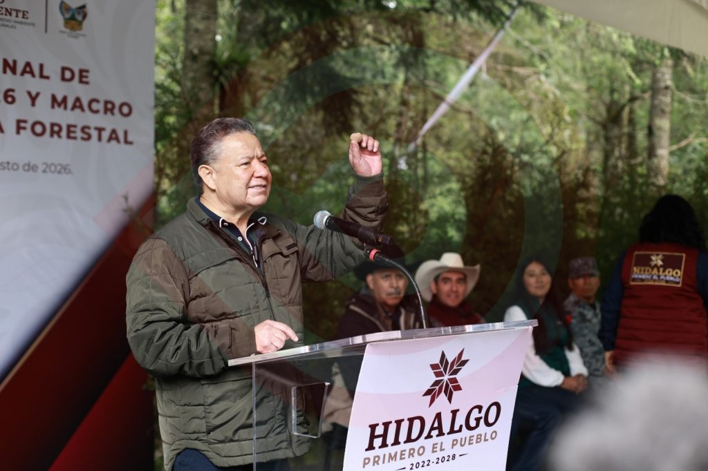 Julio Menchaca entrega dos millones de plantas para reforestar los 84 municipios