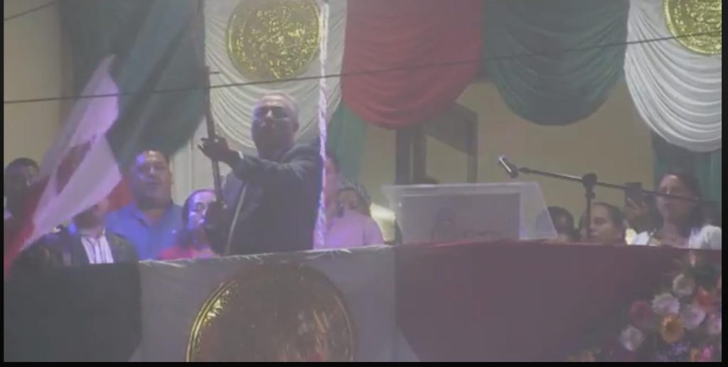 Entre la neblina, Tlanchinol Celebró el grito de Independencia