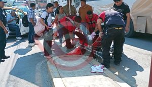 Taxi atropelló a estudiante