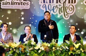 Ricardo Gallardo agradece a sector notarial apoyo a familias potosinas