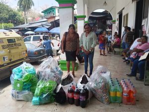 Presidenta entregó apoyos para festejos de niños y madres