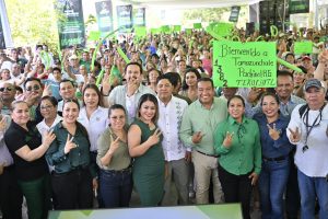 Ricardo Gallardo inicia en Tamazunchale la construcción del Bulevar Zacatipán