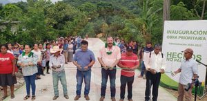 Alcalde inaugura obra de pavimentación con concreto hidráulico en la comunidad de Acayo