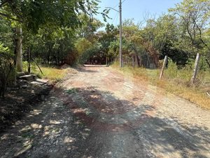 Avanza Ayuntamiento en la conformación y rehabilitación de calles en ampliación Santa Rosa