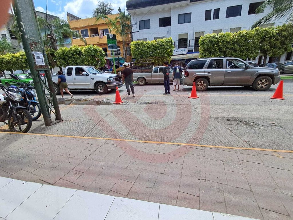 Choque por alcance en el bulevar deja solo daños materiales