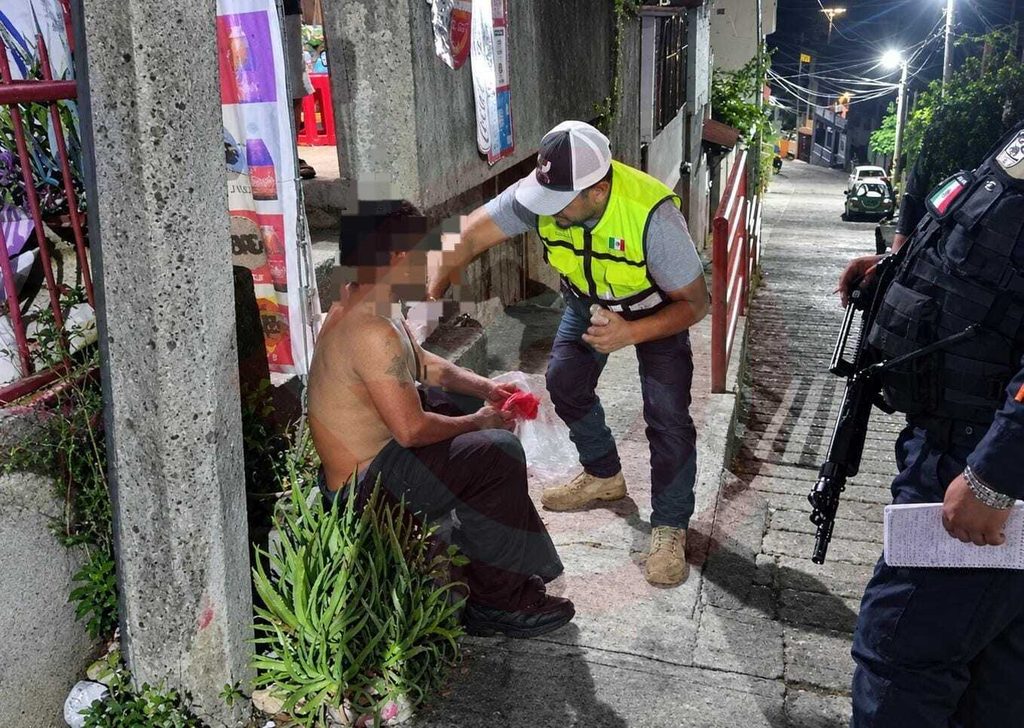 Auxiliaron a masculino golpeado en la colonia XEW