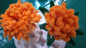 Dan inicio al curso de elaboración de flores con motivo de Xantolo 2026