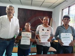 Espacios más amplios y visibles, piden productores y artesanos que acudieron a FENAPO