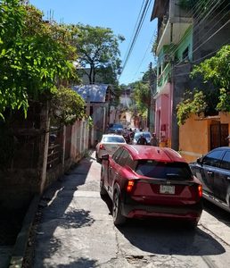 Cierran la calle Margarita Maza de Juárez por fiesta de San Miguel