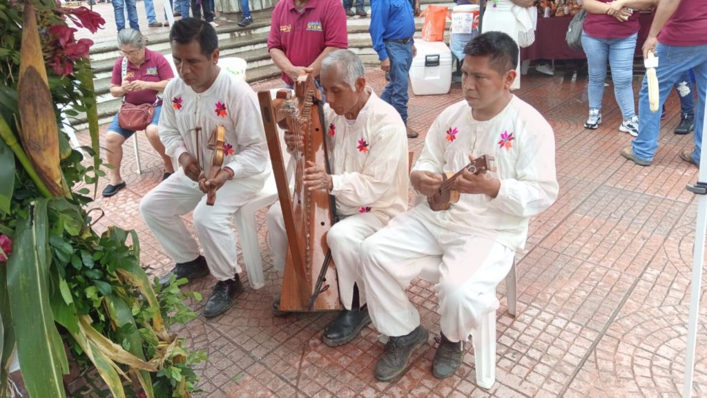 El maíz nos une: La Danza Ayacachtini preserva una tradición ancestral