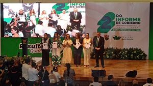 Los resultados pueden verse; Medina rindió su 2o.informe