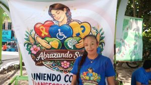 Se van a Delfinoterapias 11 niños de la A C. “Abrazando Sueños”