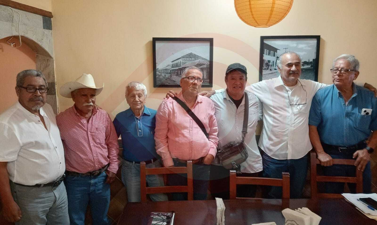 Llama Movimiento de Izquierda a Eli Cervantes a reunirse con militancia