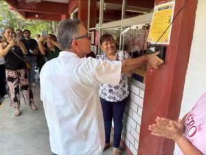 Reconocen trayectoria de Braulio Contreras al iniciar su jubilación en el CBTis 87