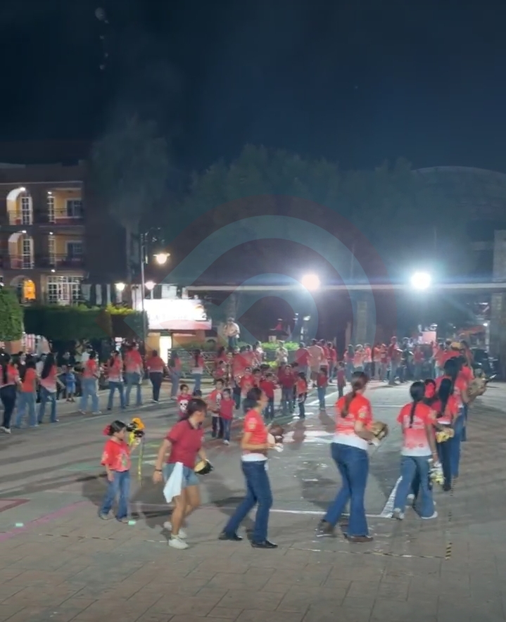 La parranda de Aquich realiza bajada de máscaras