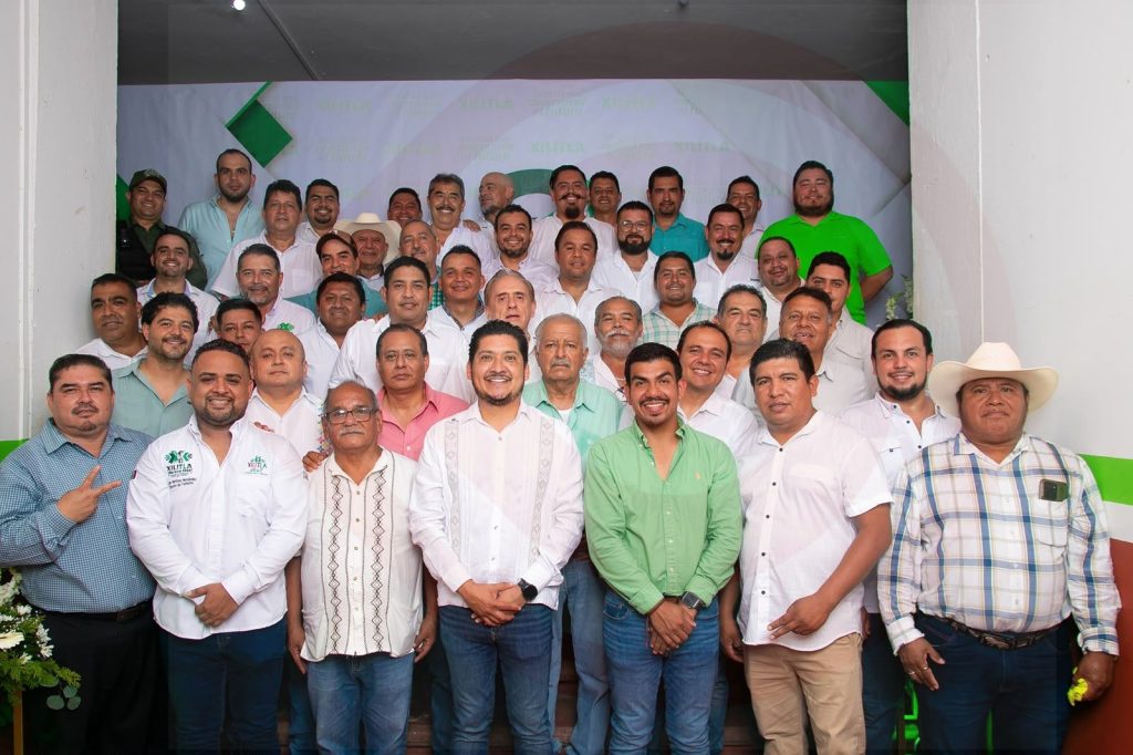 Óscar Márquez presenta su Segundo Informe ante el pleno del Cabildo