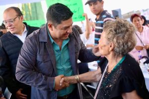 El Gobernador Ricardo Gallardo continúa con la atención directa en los hogares potosinos