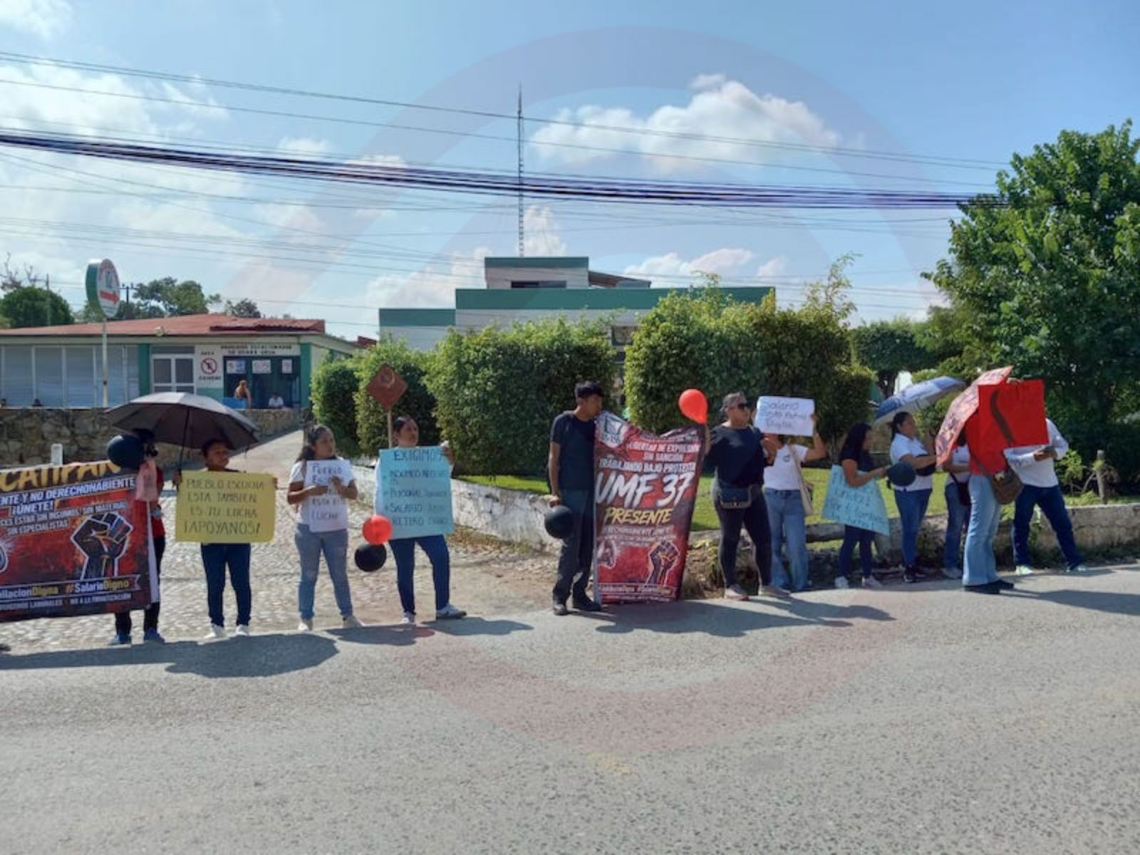 Sindicalizados del IMSS 44marcharon al Hospital de Zacatipán