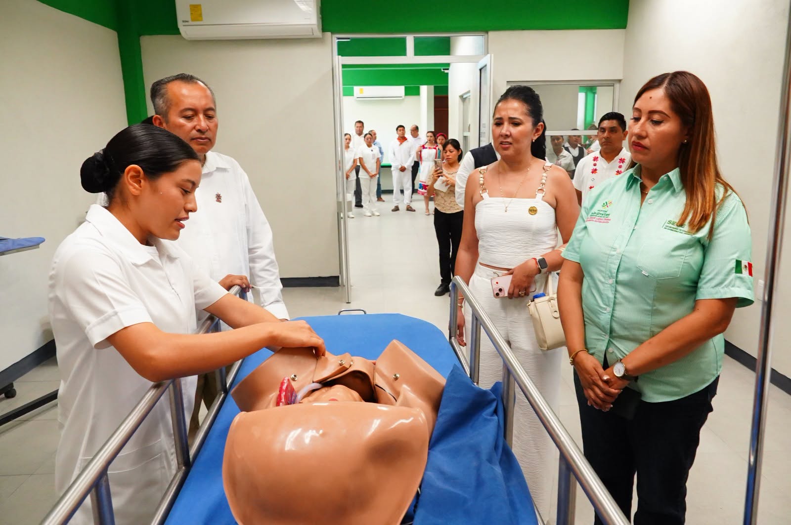 El gobernador Ricardo Gallardo anuncia apertura de consultorio médico en Matlapa