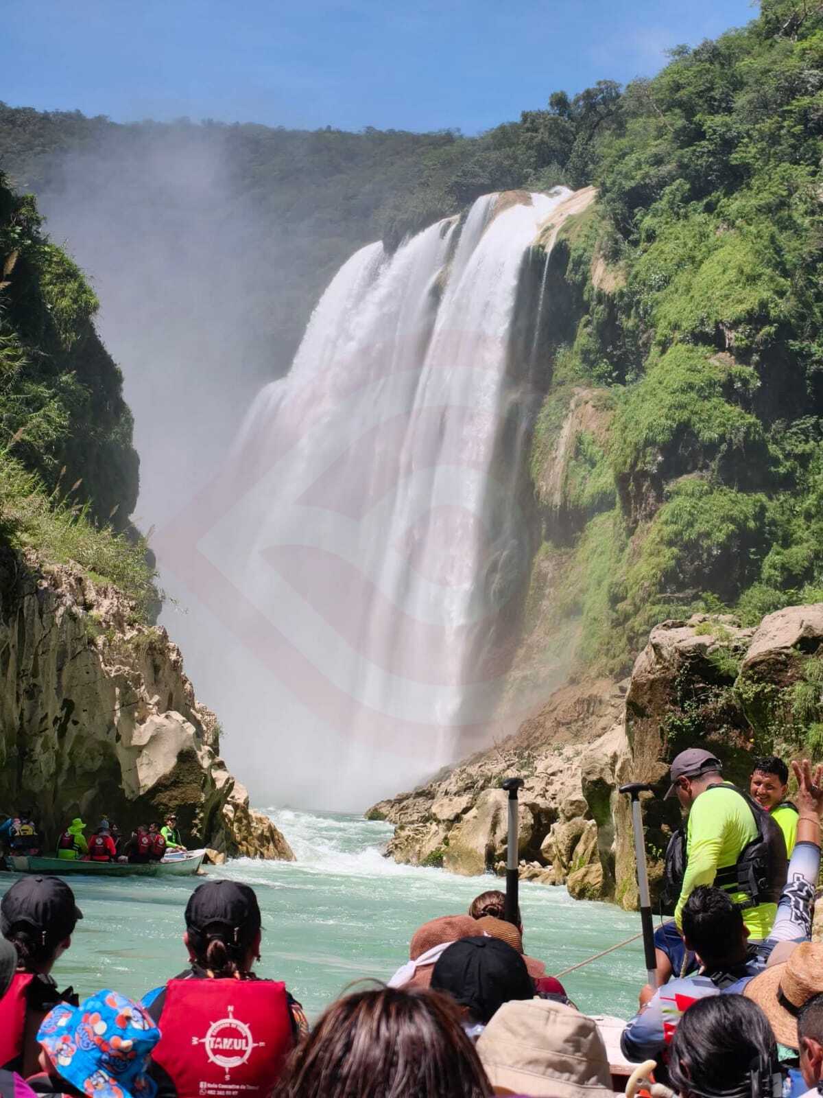 Con un lleno total, hospedajes en Tanchachín