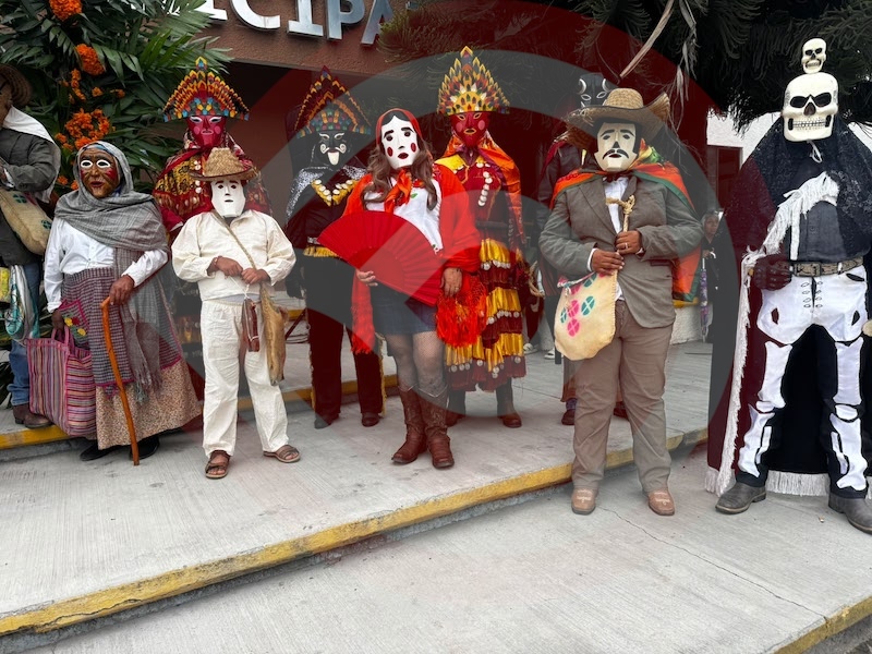 San Martín Chalchicuautla conquista Matehuala en exhibición del Xantolo