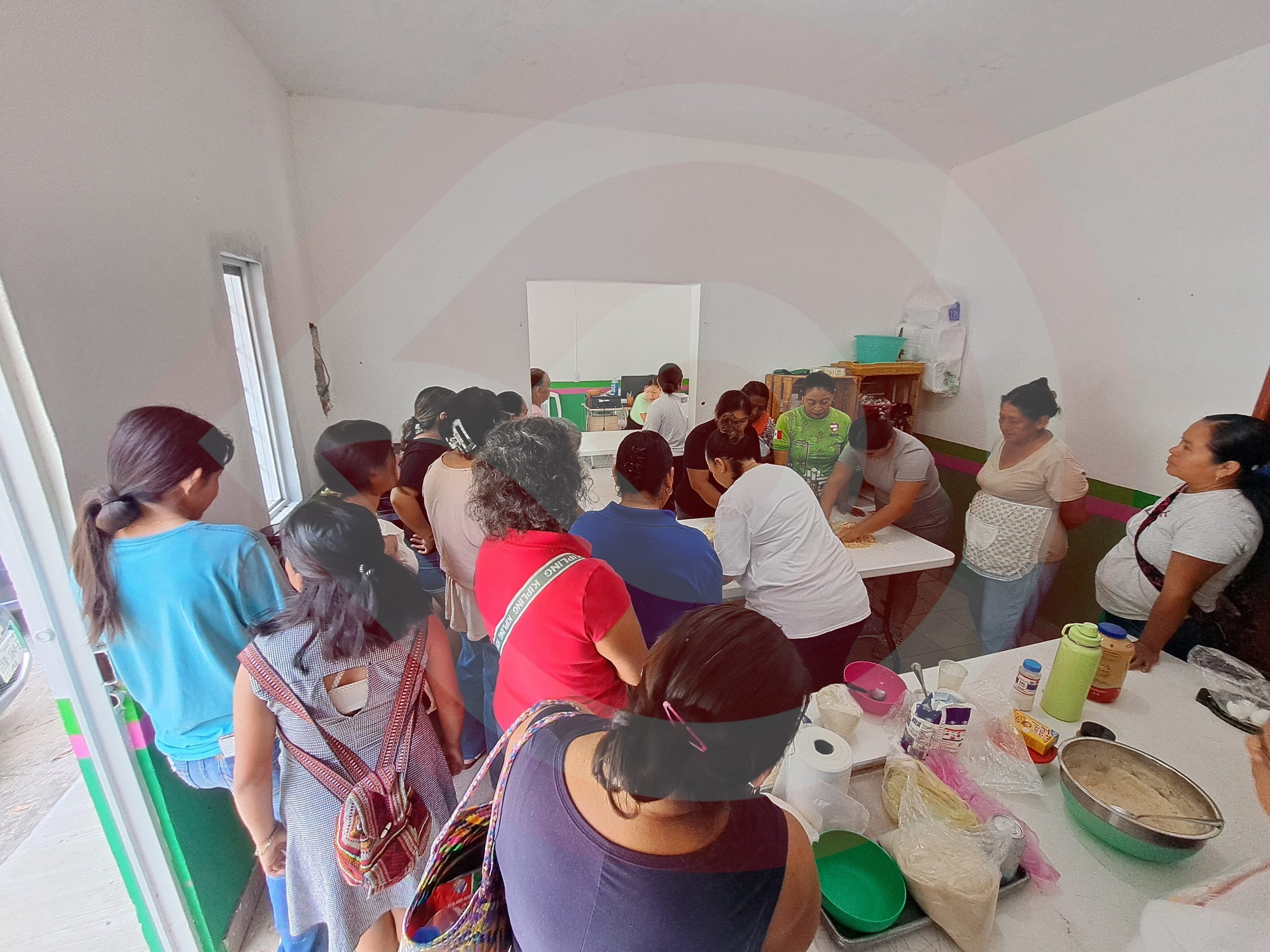 Taller de panadería xantolera fomentó el partido Verde