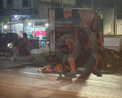 Aparatoso accidente sufrió motociclista en Ixtlapalaco