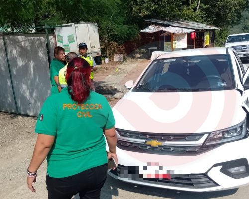 Choque dejó daños cuantiosos en Ixtlapalaco