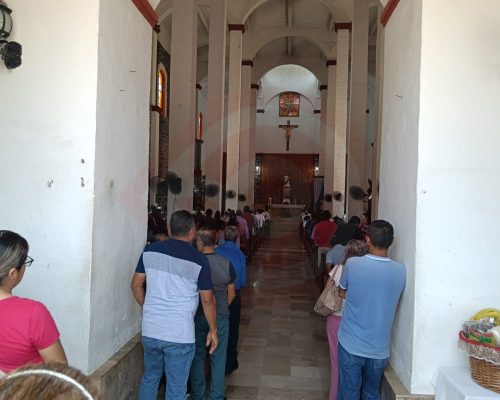 Hay que compartir la palabra de Dios