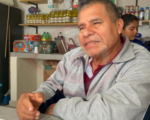 Locatarios-del-mercado-a-la Locatarios-del-mercado-a-la