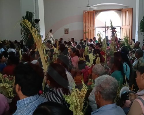 Se desborda la fe católica